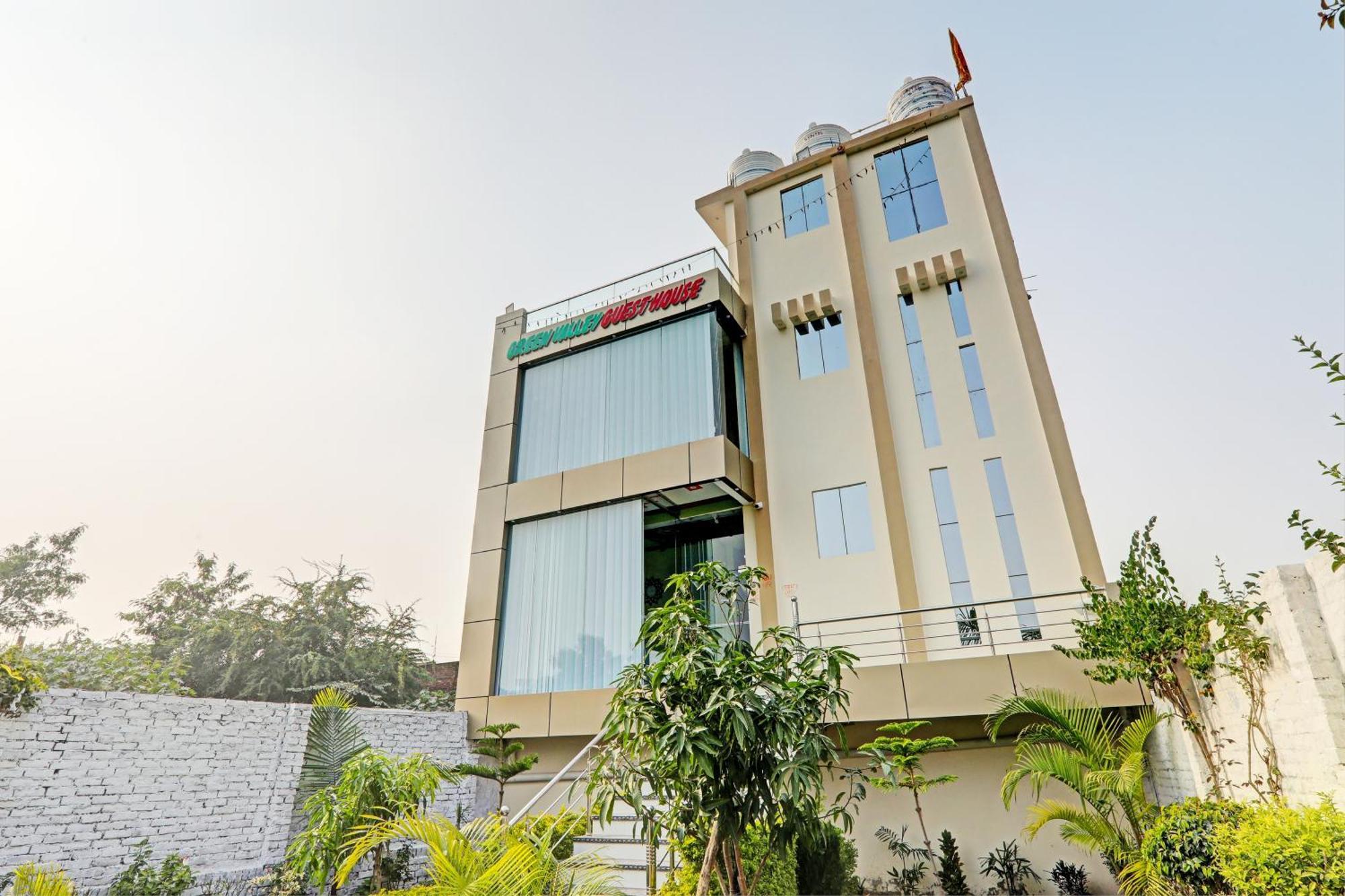 Oyo Green Valley Guest House Sultanpur  Luaran gambar